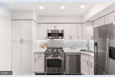 1104 Lombard Street, Philadelphia, PA 19147 - Photo 11
