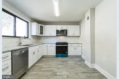 382 Martin Street, Philadelphia, PA 19128 - Photo 7