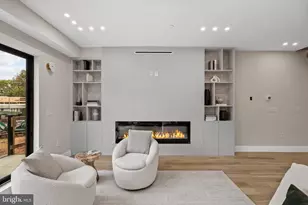 813 N 19th St, Philadelphia, PA 19130 - Photo 13