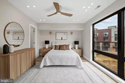 813 N 19th Street, Philadelphia, PA 19130 - Photo 21
