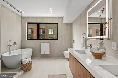 813 N 19th Street, Philadelphia, PA 19130 - Photo 35