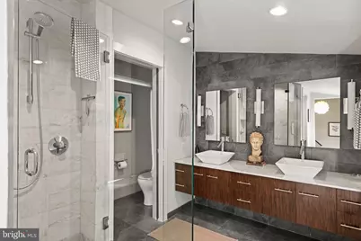 715 S Warnock Street, Philadelphia, PA 19147 - Photo 31