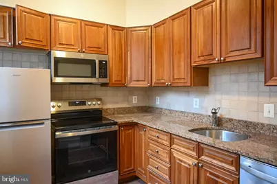 250 S 13th Street #3G, Philadelphia, PA 19107 - Photo 11