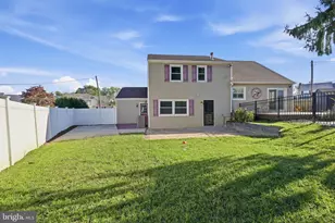1111 Warwick St, Philadelphia, PA 19116 - Photo 33