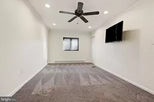 1111 Warwick St, Philadelphia, PA 19116 - Photo 5