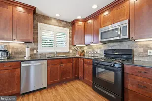 1111 Warwick St, Philadelphia, PA 19116 - Photo 17