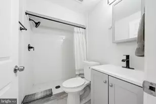 1939 Watkins St, Philadelphia, PA 19145 - Photo 21