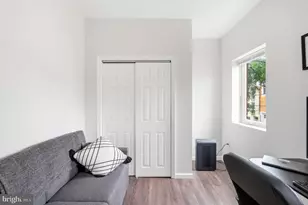 1939 Watkins St, Philadelphia, PA 19145 - Photo 9