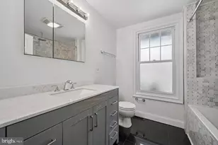 447 Dupont St, Philadelphia, PA 19128 - Photo 17