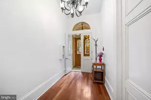 1704 Wallace St, Philadelphia, PA 19130 - Photo 5