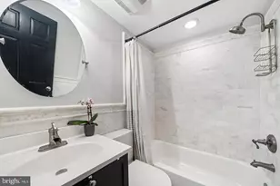 1704 Wallace St, Philadelphia, PA 19130 - Photo 21