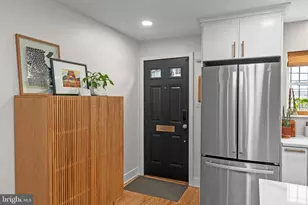 2125 Clymer St, Philadelphia, PA 19146 - Photo 3