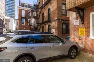 1813 Spruce St, Philadelphia, PA 19103 - Photo 29