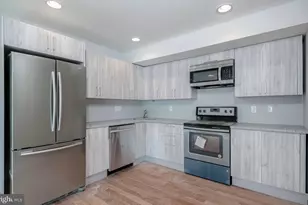 2537 Montrose St, Philadelphia, PA 19146 - Photo 5