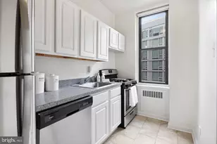 2201 Pennsylvania Ave, Philadelphia, PA 19130 - Photo 11