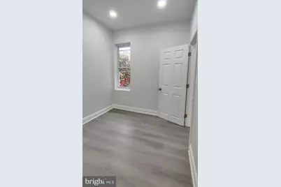 1537 W Seltzer Street, Philadelphia, PA 19132 - Photo 11