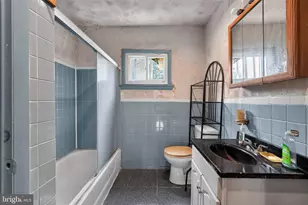 1402 S Hanson St, Philadelphia, PA 19143 - Photo 7