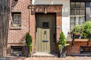 1929 Panama St, Philadelphia, PA 19103 - Photo 3