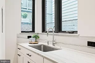 1929 Panama St, Philadelphia, PA 19103 - Photo 19