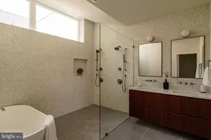 830 N 4th St, Philadelphia, PA 19123 - Photo 51