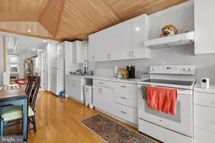 1418 McKean St, Philadelphia, PA 19145 - Photo 9