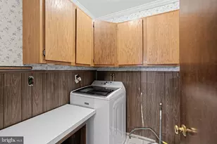 650 Hendren St, Philadelphia, PA 19128 - Photo 25