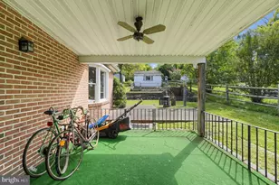 650 Hendren St, Philadelphia, PA 19128 - Photo 29