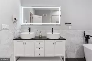 1611 N 27th St, Philadelphia, PA 19121 - Photo 25
