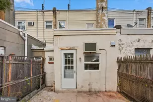 2222 Winton St, Philadelphia, PA 19145 - Photo 27