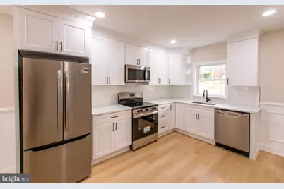1542 S Bambrey Street, Philadelphia, PA 19146 - Photo 5