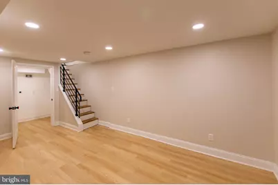 1542 S Bambrey Street, Philadelphia, PA 19146 - Photo 11