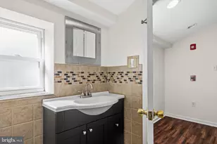 2054 Sansom St, Philadelphia, PA 19103 - Photo 15