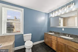 1719 Wylie St, Philadelphia, PA 19130 - Photo 15