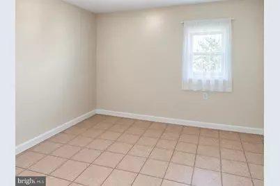 429 W Ashdale Street, Philadelphia, PA 19120 - Photo 5
