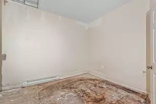 2243 N 33rd St, Philadelphia, PA 19132 - Photo 9