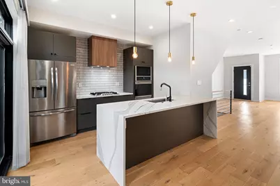 2042 Trenton Avenue, Philadelphia, PA 19125 - Photo 5