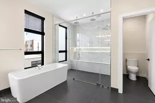 2042 Trenton Ave, Philadelphia, PA 19125 - Photo 23
