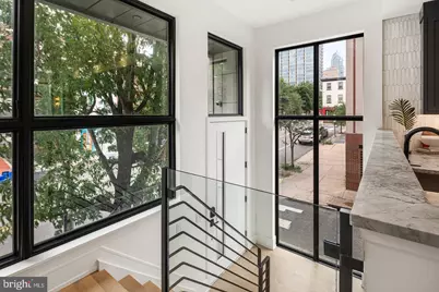2324 Sansom Street, Philadelphia, PA 19103 - Photo 9