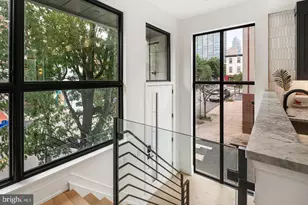2324 Sansom St, Philadelphia, PA 19103 - Photo 9