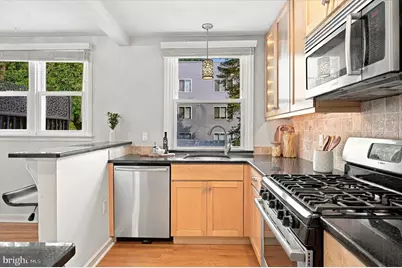 8053 Winston Road, Philadelphia, PA 19118 - Photo 11