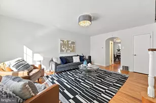 8053 Winston Rd, Philadelphia, PA 19118 - Photo 3
