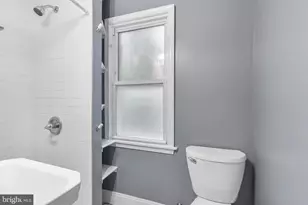 1248 N Myrtlewood St, Philadelphia, PA 19121 - Photo 25