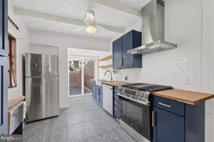 2915 Cambridge St, Philadelphia, PA 19130 - Photo 7