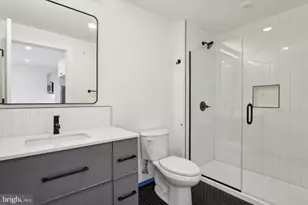 828 N 2nd St, Philadelphia, PA 19123 - Photo 7