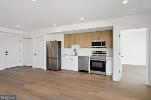 828 N 2nd St, Philadelphia, PA 19123 - Photo 13