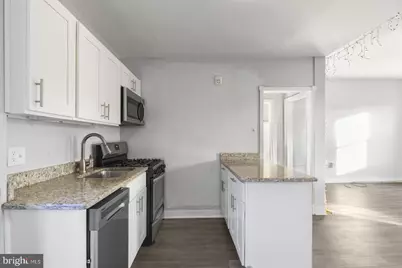1735 W Oxford Street #3, Philadelphia, PA 19121 - Photo 5