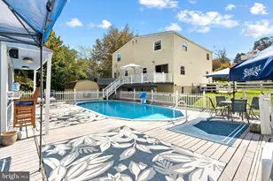 812 Seffert St, Philadelphia, PA 19128 - Photo 25