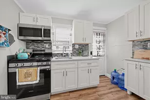 3045 Livingston St, Philadelphia, PA 19134 - Photo 13