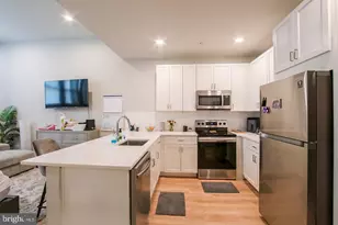 1300 S 19th St, Philadelphia, PA 19146 - Photo 3