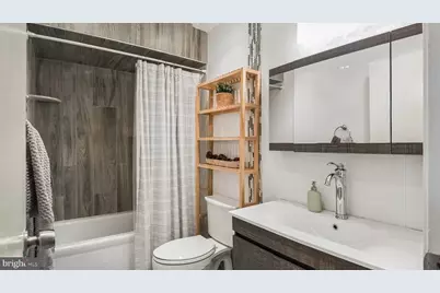 704 S 23rd Street, Philadelphia, PA 19146 - Photo 17
